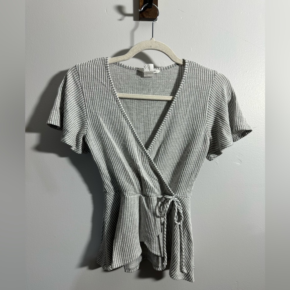 Caution To The Wind Women’s S Gray White Striped Faux Wrap Peplum Top | SKU 0910
